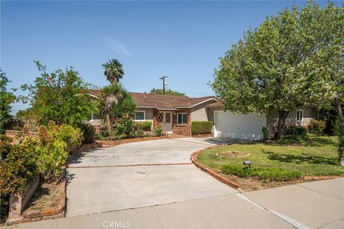 525 S Darwood Ave, San Dimas, CA, 91773-3224 | Card Image