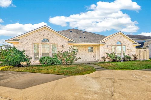 1012 Willow Pond Ct, College Station, TX, 77845-7294 | Card Image