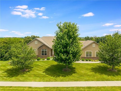 4215 Greystone Dr, Saint Joseph, MO, 64505-8594 | Card Image