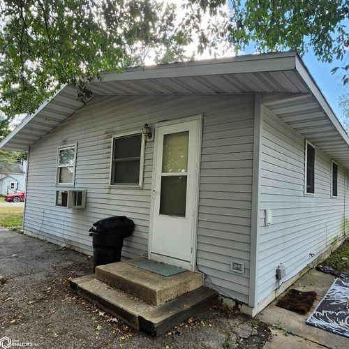 803 - 805 5th Ave N, Humboldt, IA, 50548 | Card Image