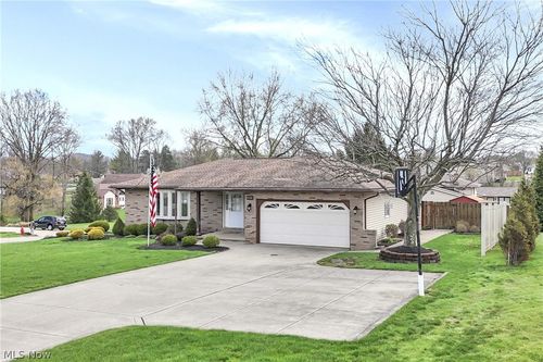 8601 State Rd, North Royalton, OH, 44133-1961 | Card Image