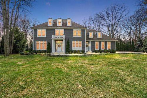 3277 Estates Dr, Saint Joseph, MI, 49085-3429 | Card Image