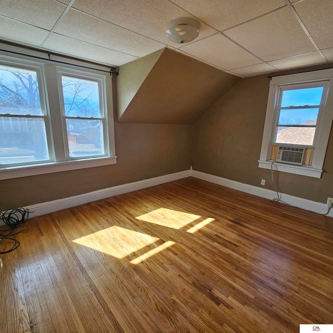 909 9 Th St, House other with 3 bedrooms, 2 bathrooms and 1 parking in Fairbury NE | Image 11