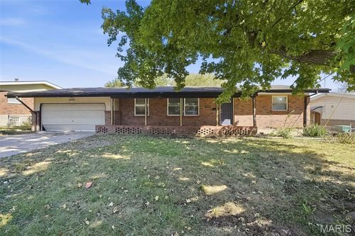 11038 Saginaw Dr, Saint Louis, MO, 63136-4607 | Card Image