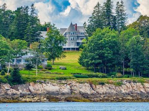 43-43 Eastward, Rockport, ME, 04856 | Card Image