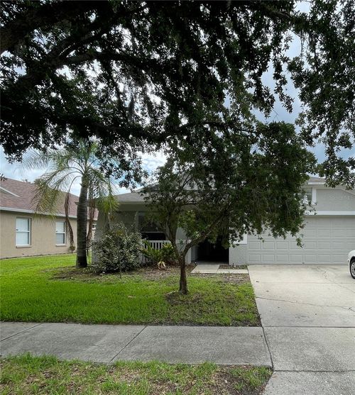 7640 Blue Spring Dr, LAND O LAKES, FL, 34637-7488 | Card Image