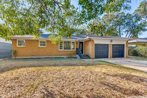 1305 Southern Blvd, Cleburne, TX, 76033-7662 | Card Image