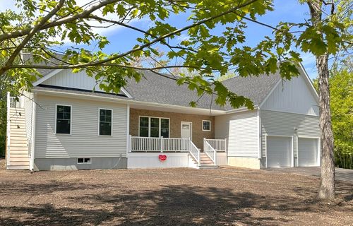 26 James Ave, Westport, MA, 02790-3206 | Card Image