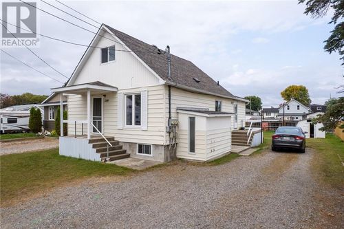 266 Albert St, Espanola, ON, P5E1H1 | Card Image