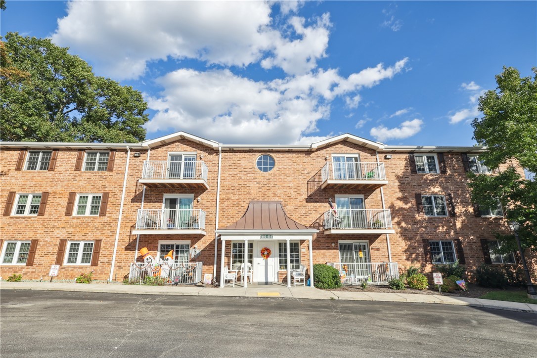 Dehaven Ct, Glenshaw, PA 15116