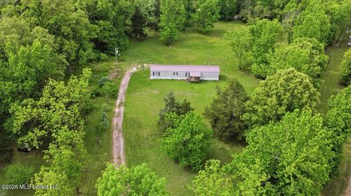 1011 Lake Dr, Raymond, MS, 39154-9157 | Card Image