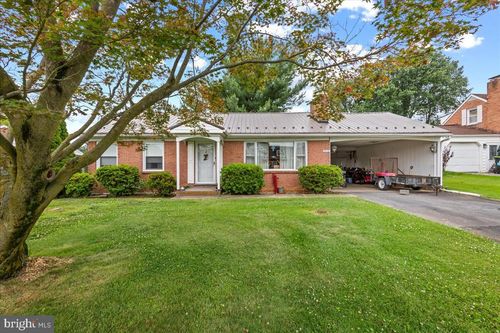 9710 Driftwood Ln, HAGERSTOWN, MD, 21740-9526 | Card Image