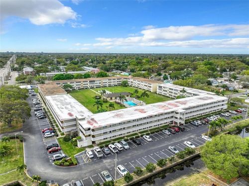 apt-320-8101 11th St N, ST PETERSBURG, FL, 33702-4178 | Card Image