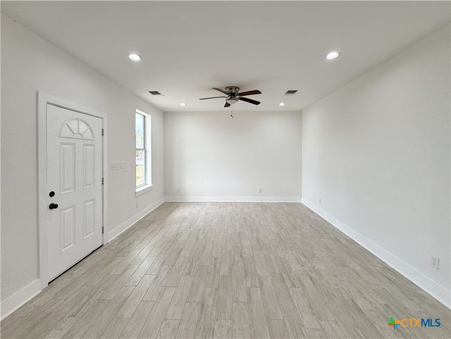 1637 Bob White Dr, House other with 3 bedrooms, 2 bathrooms and null parking in Spring Branch TX | Image 12