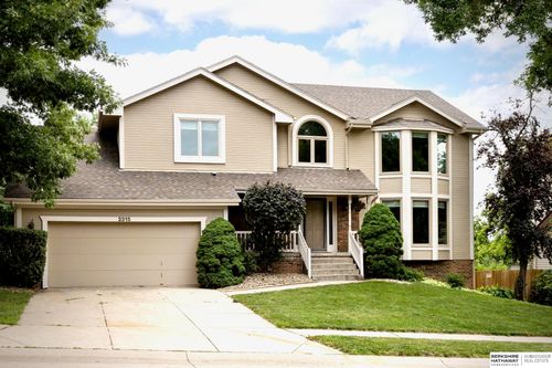 2315 Nelsons Creek Dr, Omaha, NE, 68116-4115 | Card Image