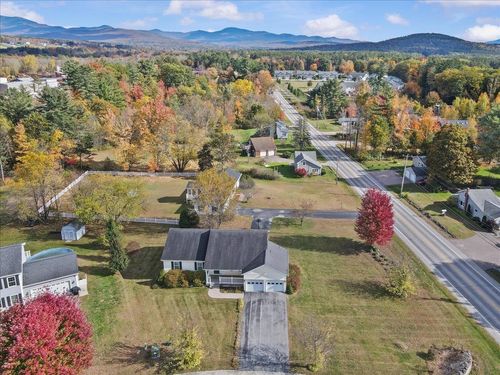 1 Lilac Ln, Essex, VT, 05452-2753 | Card Image