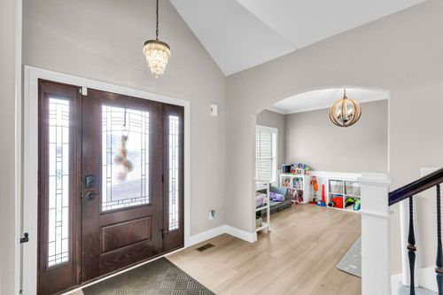 1010 Declaration Dr, Savoy, IL, 61874-7104 | Card Image