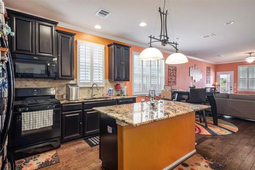 133 Camden Cv, Buda, TX, 78610-3671 | Card Image