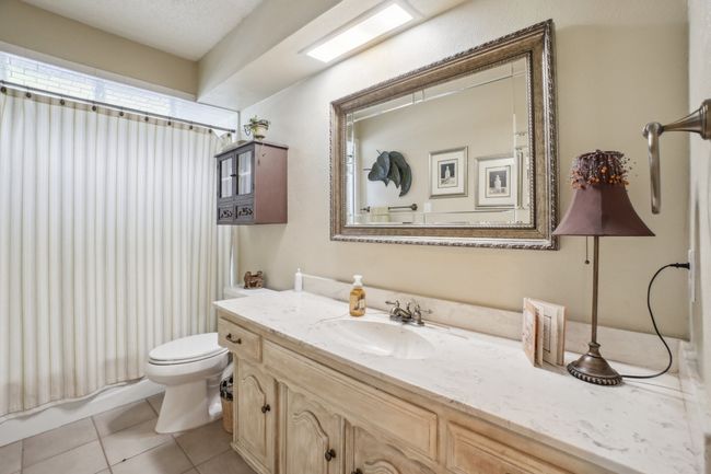 4 Royal Oaks Blvd, House other with 3 bedrooms, 2 bathrooms and null parking in Hickory Creek TX | Image 23