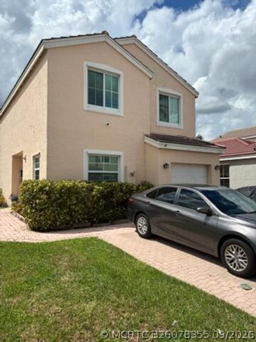 3305 Apache Ln, Margate, FL, 33063-8370 | Card Image