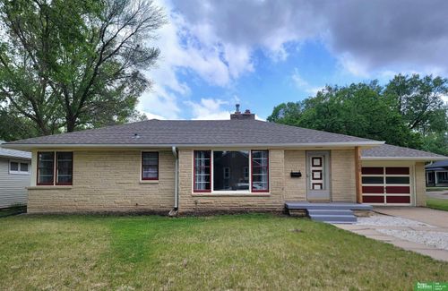 1006 E 12th St, York, NE, 68467-2612 | Card Image