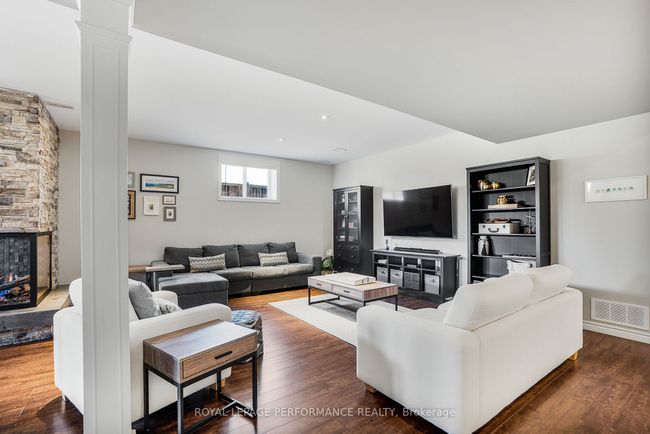 52 St Viateur Cres, House other with 4 bedrooms, 3 bathrooms and 4 parking in Limoges ON | Image 21