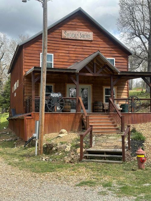 7537 Highway 289 N, Mammoth Spring, AR, 72554-7392 | Card Image