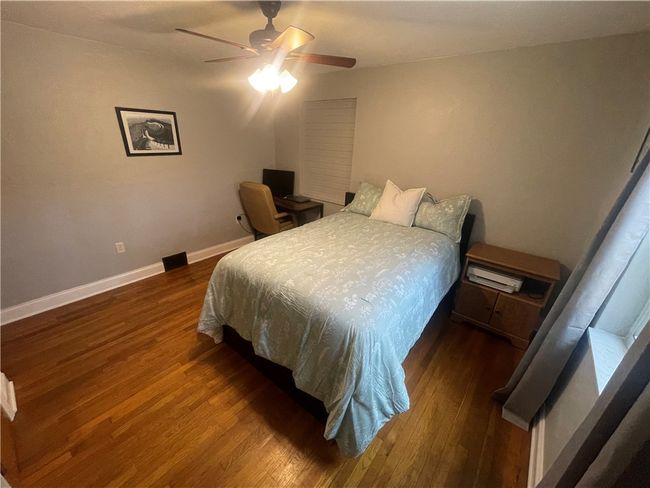 First floor , Bdrm #2 | Image 29