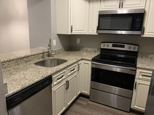 105-1548 Se Royal Green Cir, Port St. Lucie, FL, 34952-4651 | Card Image