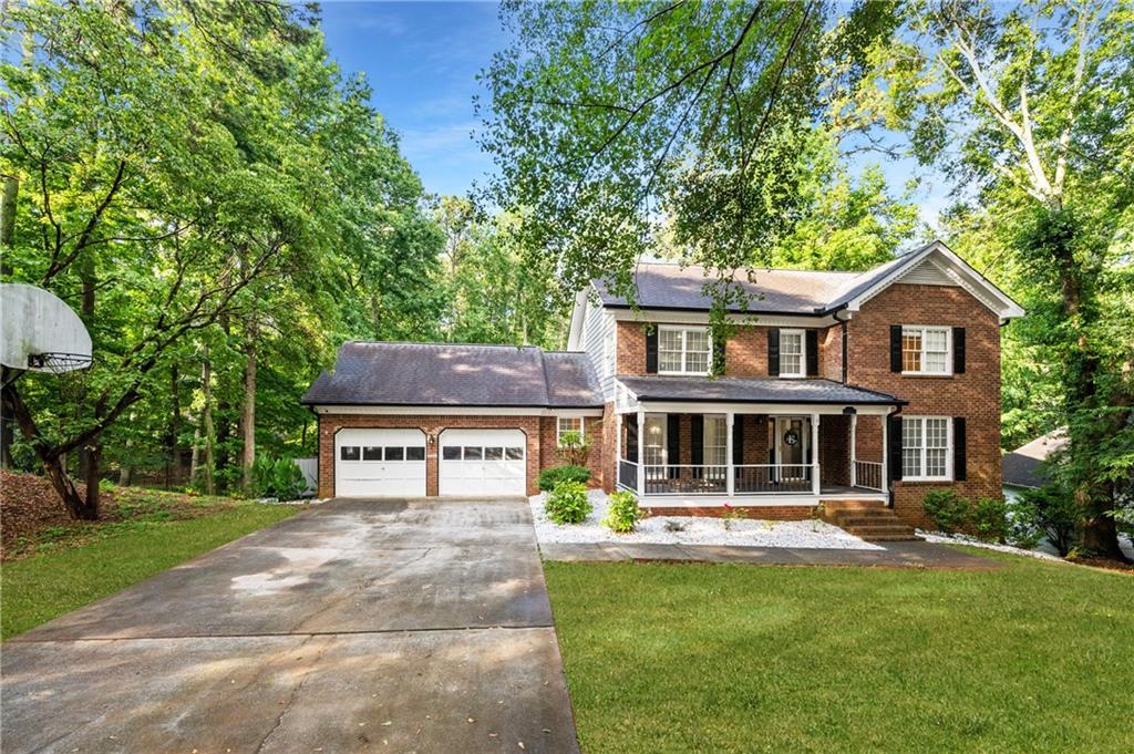 Kelly Ct, Lawrenceville, GA 30044