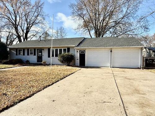 108 Schmahl Dr, Redwood Falls, MN, 56283-1851 | Card Image