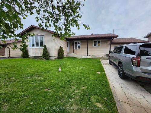 29 Eastgrove Cres, Terrace Bay, ON, P0T2W0 | Card Image