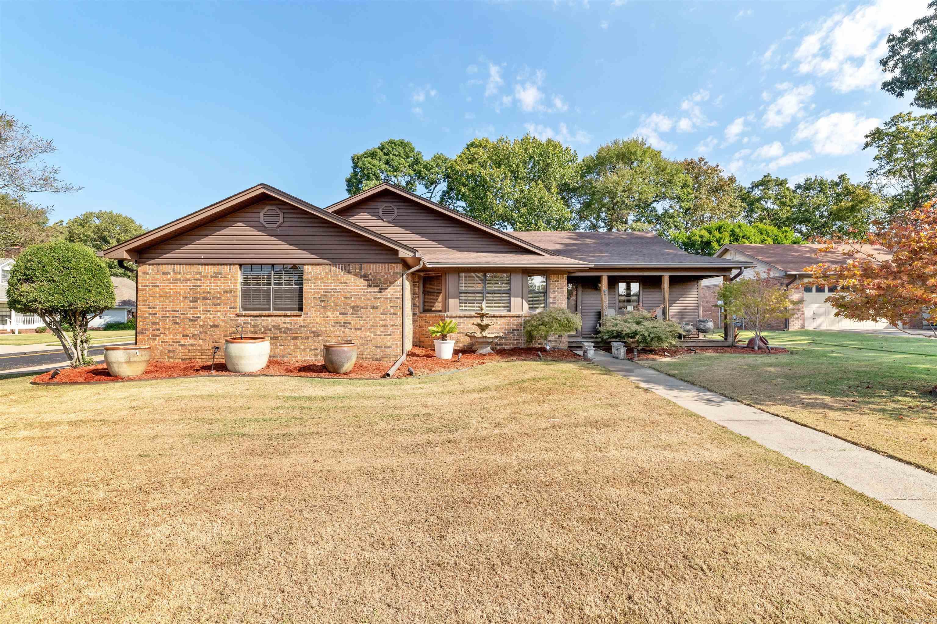 Tenkiller Dr, Sherwood, AR 72120