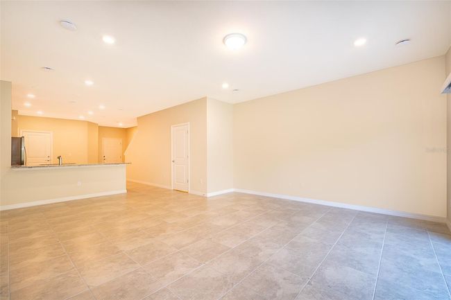 4653 Sparkling Shell Ave, Townhouse with 3 bedrooms, 3 bathrooms and null parking in KISSIMMEE FL | Image 11