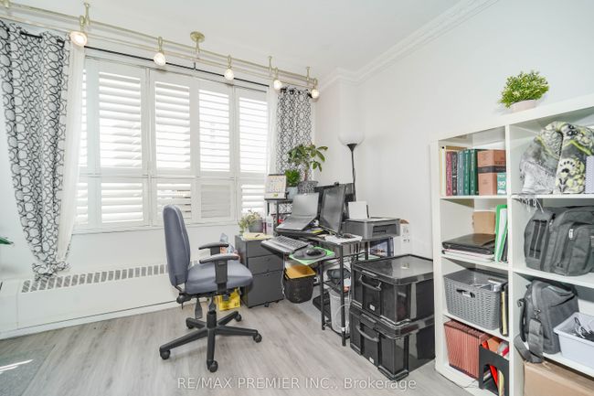 1003 - 390 Dixon Rd, Condo with 2 bedrooms, 1 bathrooms and 1 parking in Etobicoke ON | Image 17