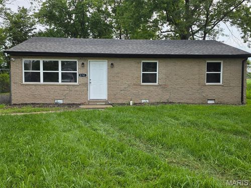 8701 Delmore Ter, Caseyville, IL, 62232-1709 | Card Image