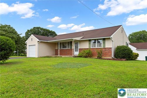 3801 Virginia St, Palmer Twp, PA, 18045-5005 | Card Image