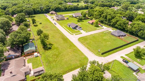 410 W 7th Street, Dewey, OK, 74029 | Card Image