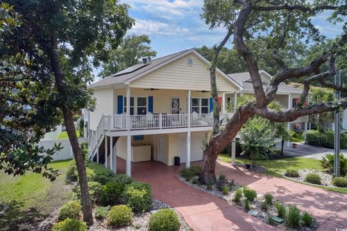 505 41st Ave S, North Myrtle Beach, SC, 29582-5107 | Card Image