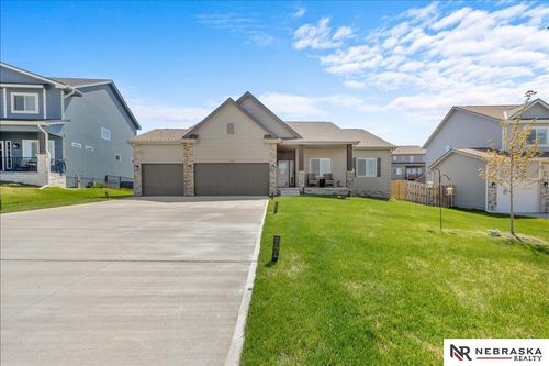 6311 N Hws Cleveland Blvd, Omaha, NE, 68116-1189 | Card Image