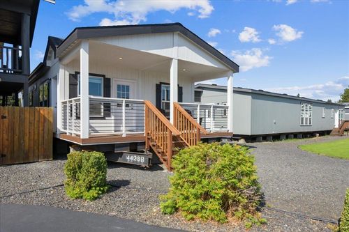 617 S State Ave, Newport, WA, 99156-9249 | Card Image