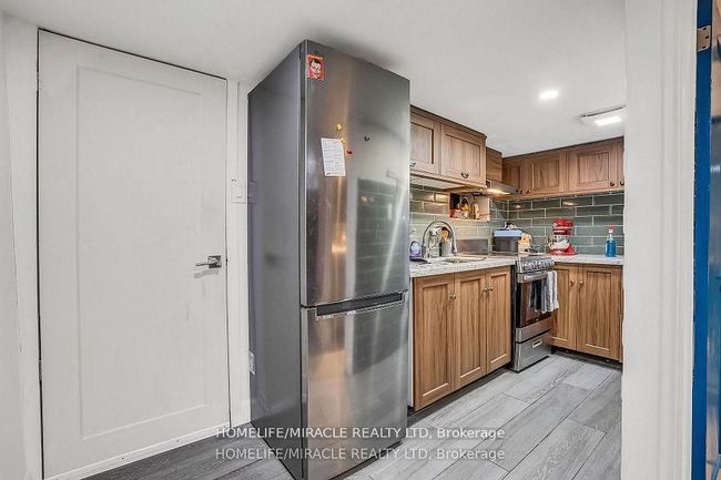 212 Symington Ave, House other with 5 bedrooms, 3 bathrooms and 1 parking in Toronto ON | Image 43