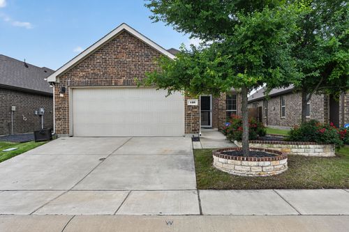 126 Redding Ln, Red Oak, TX, 75154-6371 | Card Image