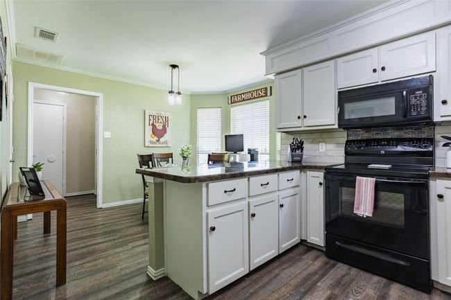 511 Kamber Ln, House other with 3 bedrooms, 2 bathrooms and null parking in Wylie TX | Image 5