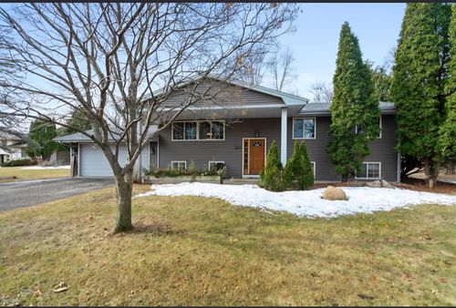 10709 W River Rd, Brooklyn Park, MN, 55443-1234 | Card Image