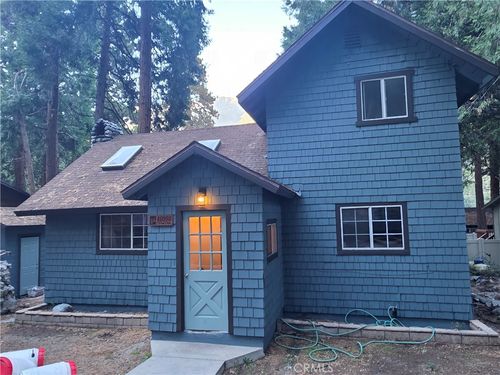 40998 Pine Dr, Forest Falls, CA, 92339-9771 | Card Image