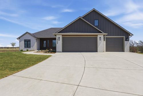 16705 W Hickory Ct, Goddard, KS, 67052 | Card Image