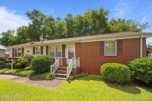 705 Seminole Trl, Jacksonville, NC, 28540-4440 | Card Image