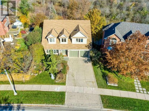 1443 Bayshire Dr, Oakville, ON, L6H6E8 | Card Image