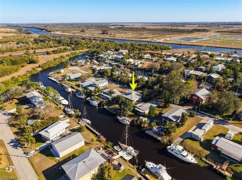 1071 Schooner Ln, MOORE HAVEN, FL, 33471-4972 | Card Image